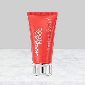 Rodial Dragon's Blood Hydration Mask in Red